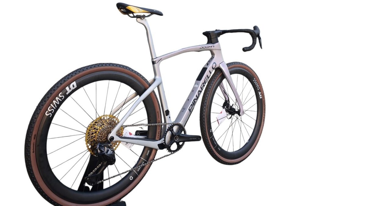 PINARELLO DOGMA GR - Shimano XT / GRX - DT SWISS GRC 1400