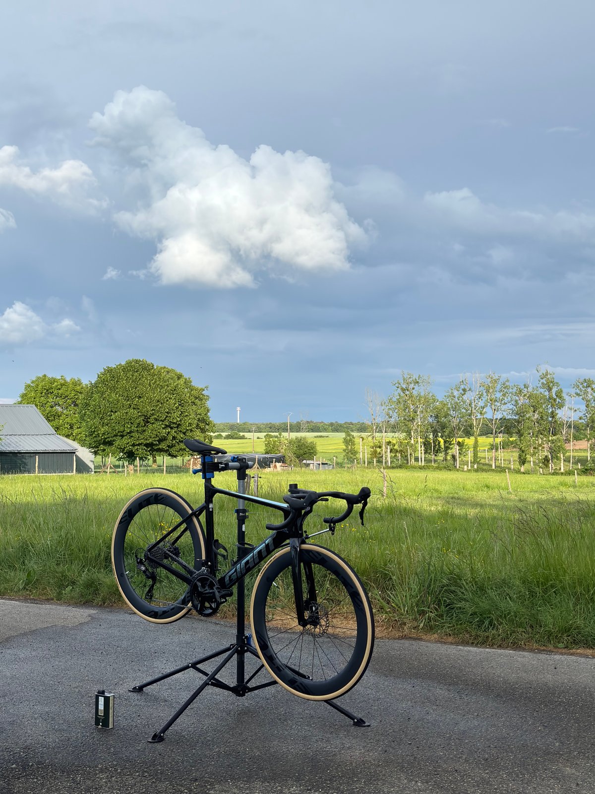 Giant Propel Advanced 2 (2025) photo 1